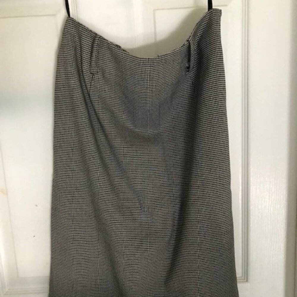 Ann Klein Black & White Check Skirt Size 8